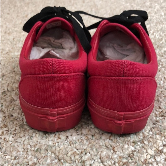 Vans Triple Red Low Lace Up Skate Shoes with Black Laces - Picture 2 of 9